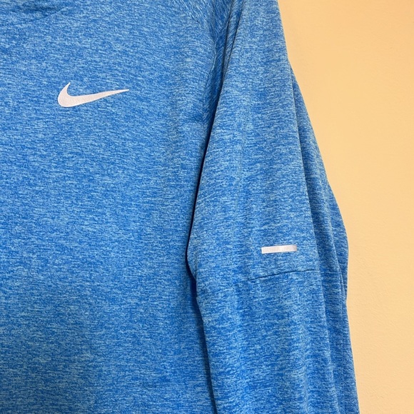 Nike Running Blue Long Sleeve Shirt with Silver Reflective Swoosh Size Large - Picture 5 of 7